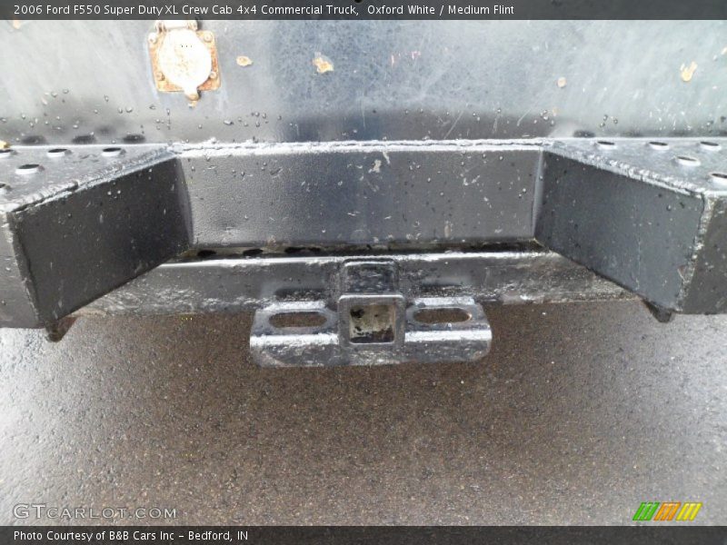 Oxford White / Medium Flint 2006 Ford F550 Super Duty XL Crew Cab 4x4 Commercial Truck
