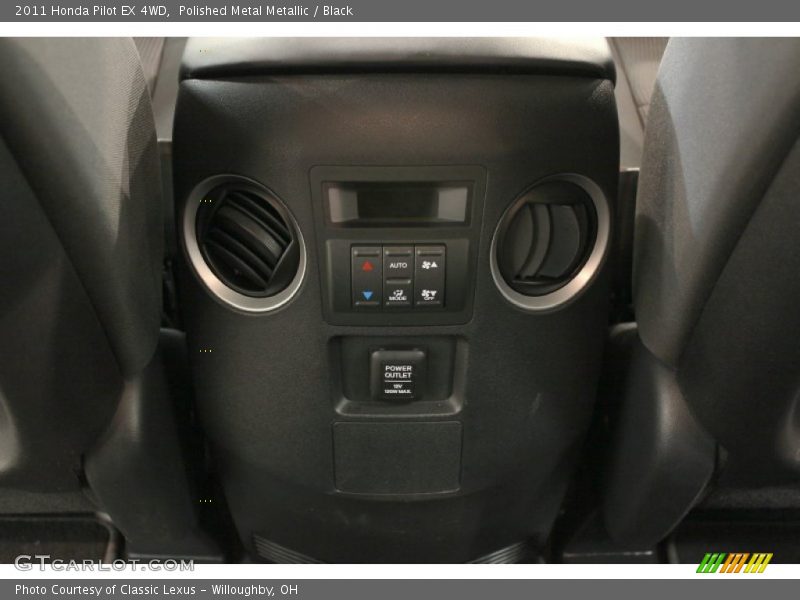 Polished Metal Metallic / Black 2011 Honda Pilot EX 4WD