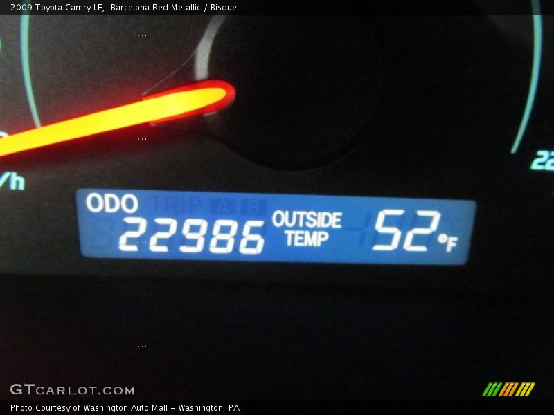 Barcelona Red Metallic / Bisque 2009 Toyota Camry LE