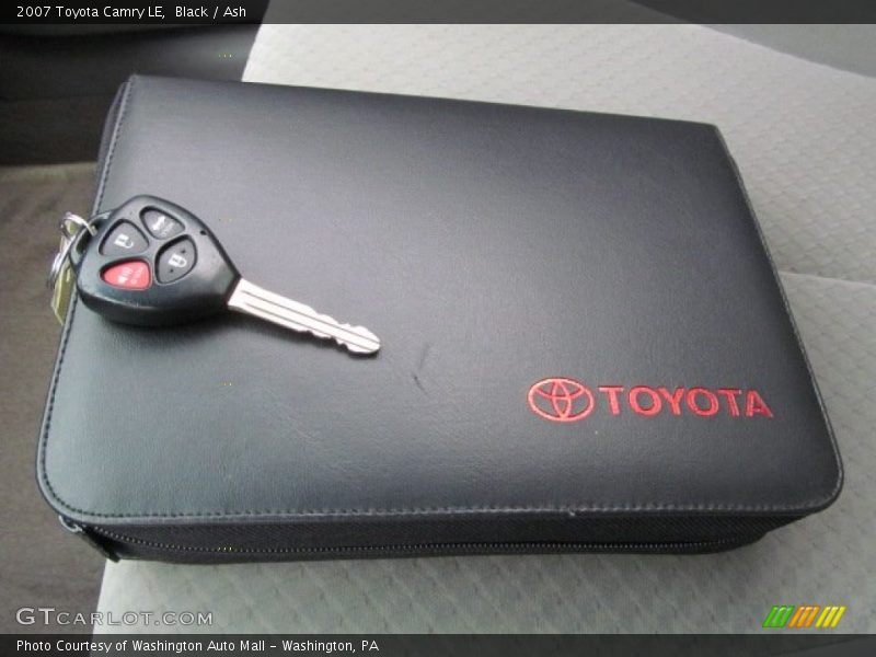 Black / Ash 2007 Toyota Camry LE
