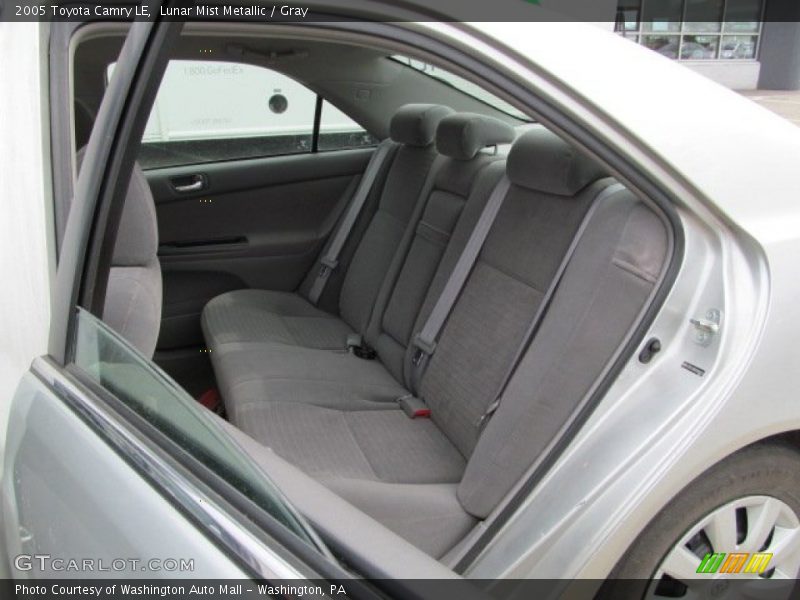 Lunar Mist Metallic / Gray 2005 Toyota Camry LE