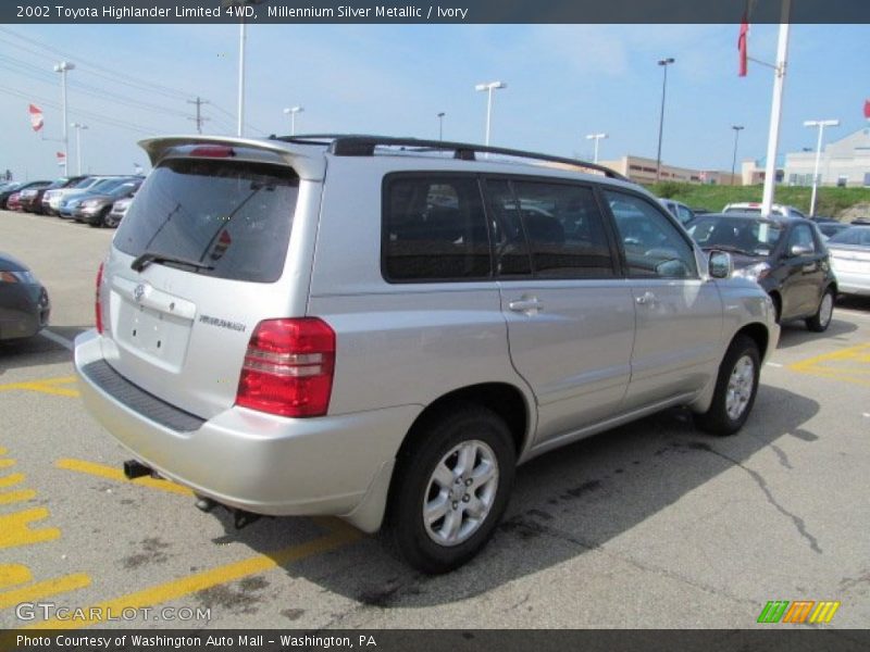 Millennium Silver Metallic / Ivory 2002 Toyota Highlander Limited 4WD