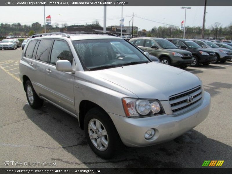 Millennium Silver Metallic / Ivory 2002 Toyota Highlander Limited 4WD