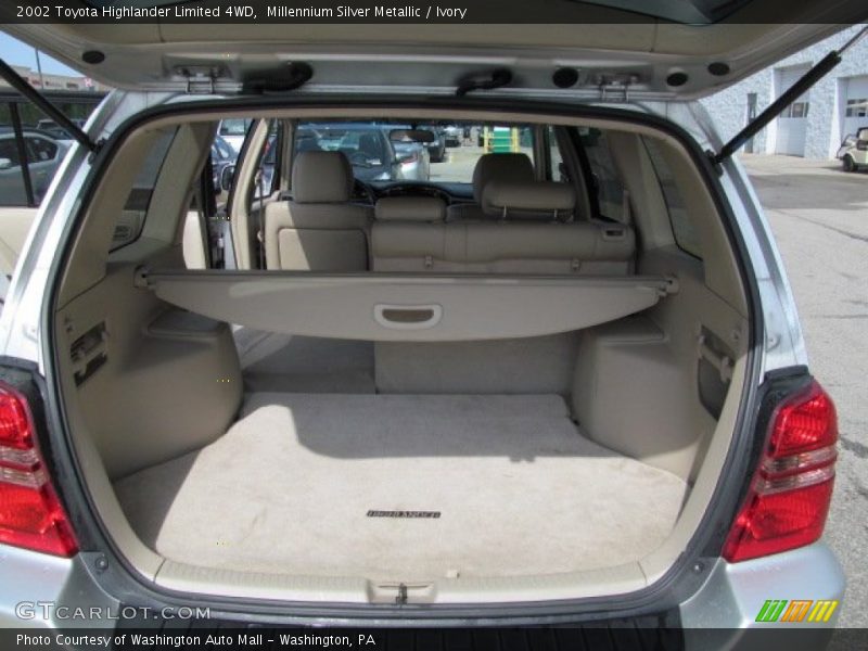 Millennium Silver Metallic / Ivory 2002 Toyota Highlander Limited 4WD