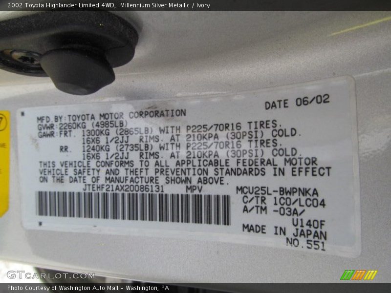 Millennium Silver Metallic / Ivory 2002 Toyota Highlander Limited 4WD