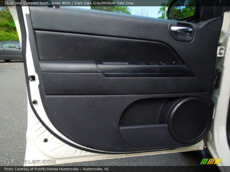 Stone White / Dark Slate Gray/Medium Slate Gray 2009 Jeep Compass Sport