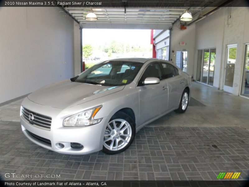 Radiant Silver / Charcoal 2010 Nissan Maxima 3.5 S