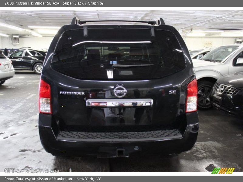 Super Black / Graphite 2009 Nissan Pathfinder SE 4x4