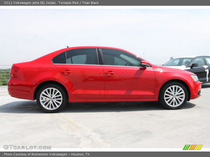 Tornado Red / Titan Black 2011 Volkswagen Jetta SEL Sedan