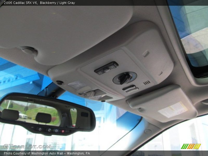 Blackberry / Light Gray 2006 Cadillac SRX V6