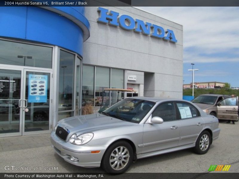 Brilliant Silver / Black 2004 Hyundai Sonata V6