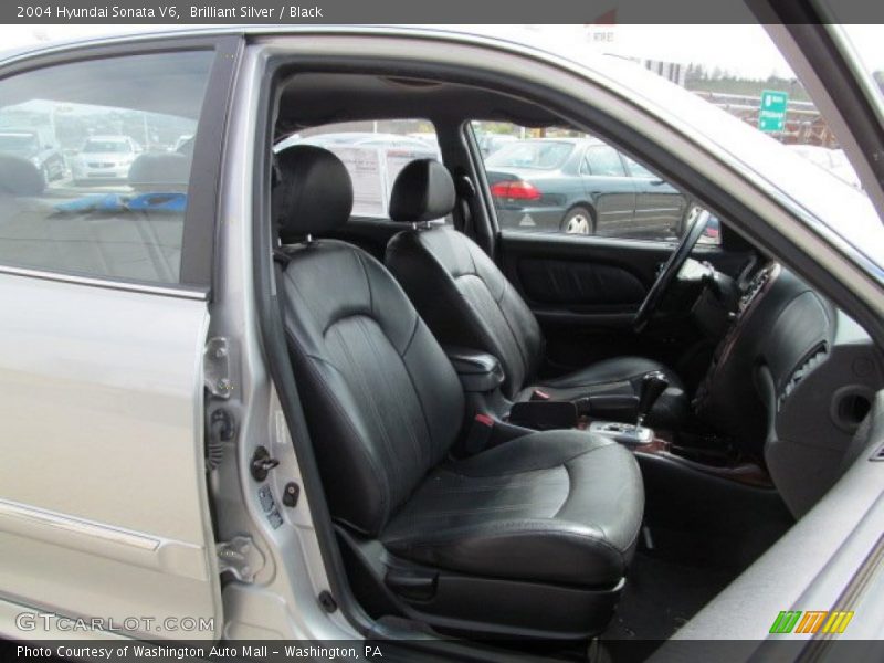Brilliant Silver / Black 2004 Hyundai Sonata V6