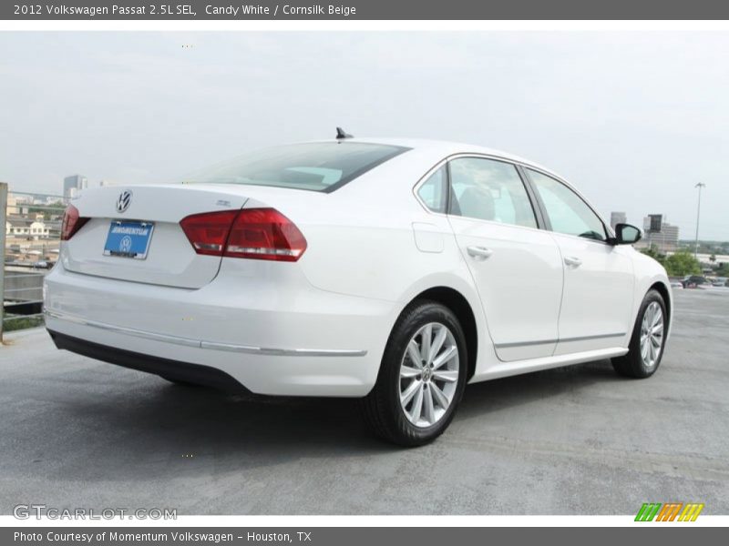 Candy White / Cornsilk Beige 2012 Volkswagen Passat 2.5L SEL