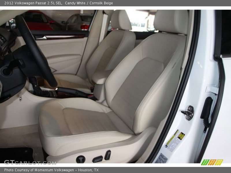 Candy White / Cornsilk Beige 2012 Volkswagen Passat 2.5L SEL