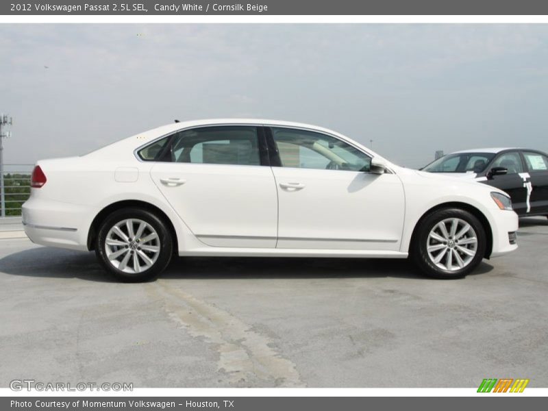 Candy White / Cornsilk Beige 2012 Volkswagen Passat 2.5L SEL