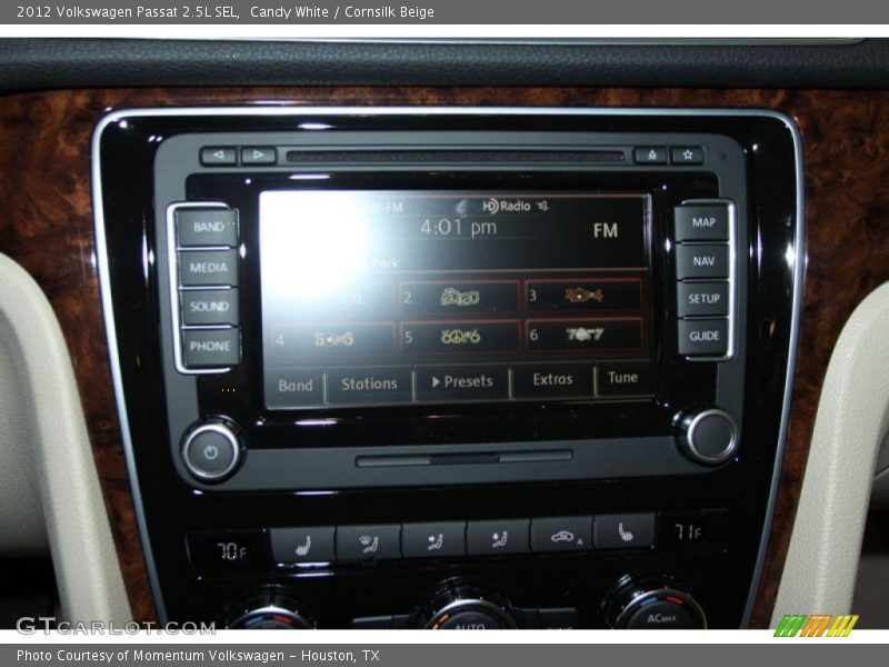 Candy White / Cornsilk Beige 2012 Volkswagen Passat 2.5L SEL