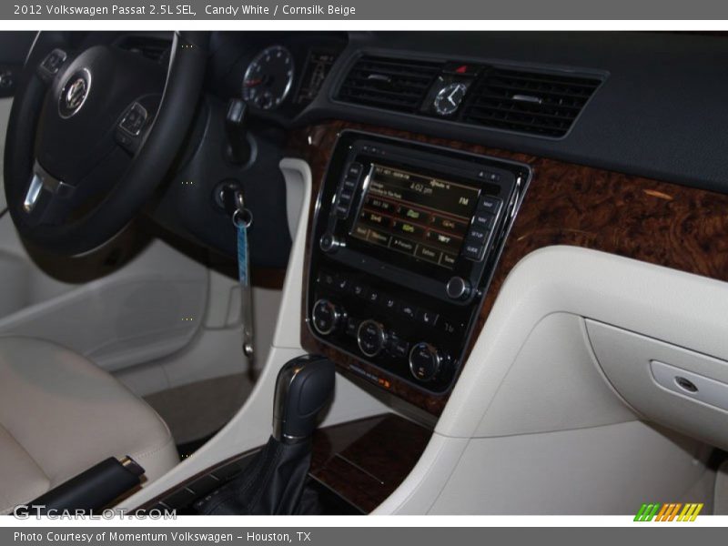 Candy White / Cornsilk Beige 2012 Volkswagen Passat 2.5L SEL