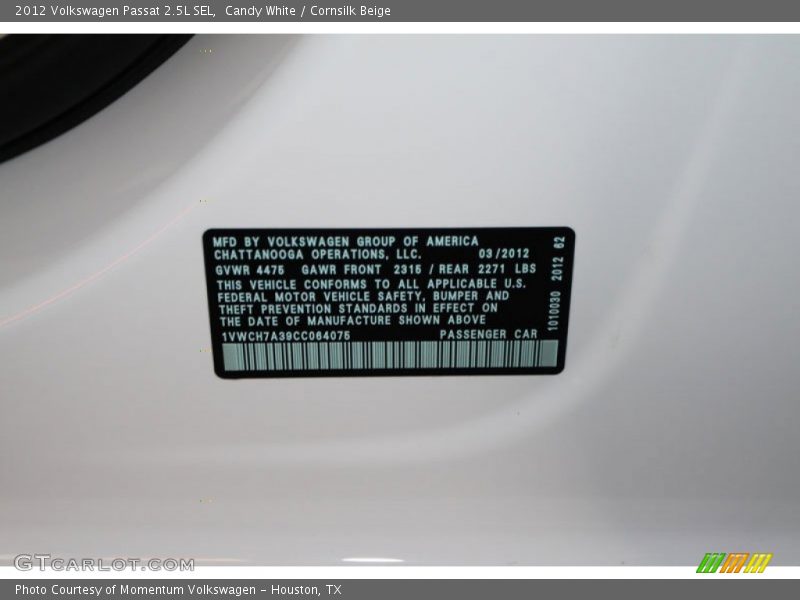 Candy White / Cornsilk Beige 2012 Volkswagen Passat 2.5L SEL