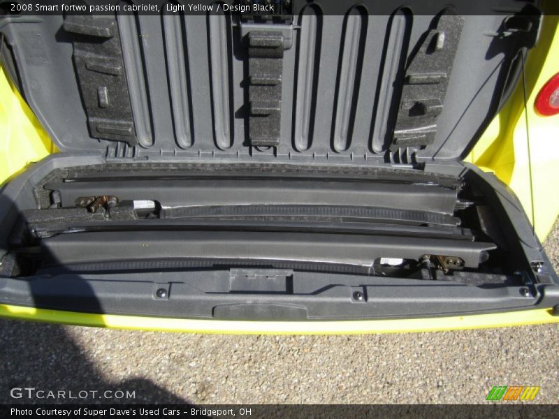 Light Yellow / Design Black 2008 Smart fortwo passion cabriolet