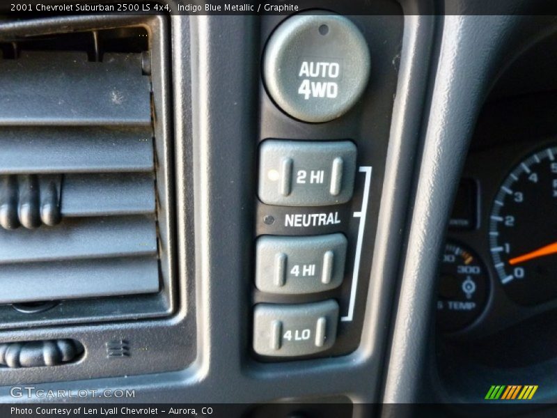 Controls of 2001 Suburban 2500 LS 4x4