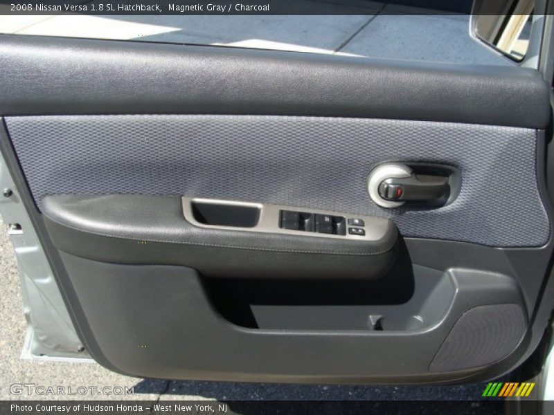 Magnetic Gray / Charcoal 2008 Nissan Versa 1.8 SL Hatchback