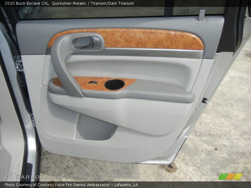 Quicksilver Metallic / Titanium/Dark Titanium 2010 Buick Enclave CXL