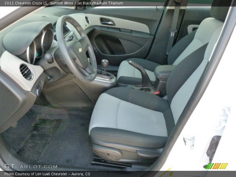 Summit White / Jet Black/Medium Titanium 2011 Chevrolet Cruze LS