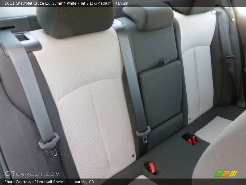 Summit White / Jet Black/Medium Titanium 2011 Chevrolet Cruze LS