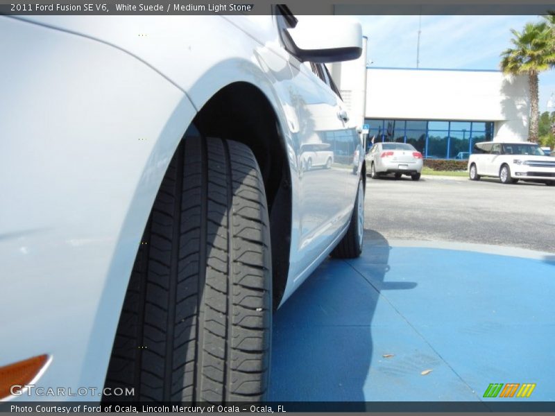 White Suede / Medium Light Stone 2011 Ford Fusion SE V6