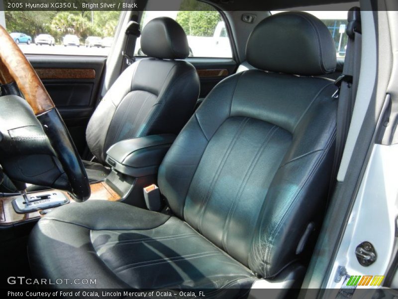 Front Seat of 2005 XG350 L