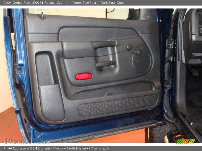 Patriot Blue Pearl / Dark Slate Gray 2004 Dodge Ram 1500 ST Regular Cab 4x4