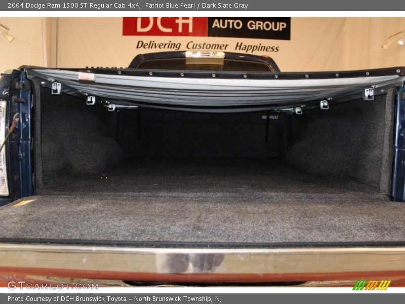 Patriot Blue Pearl / Dark Slate Gray 2004 Dodge Ram 1500 ST Regular Cab 4x4