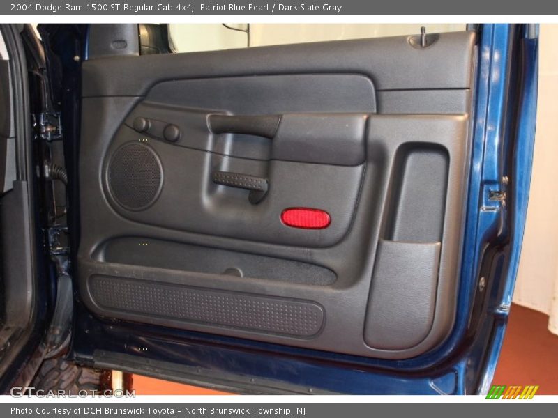 Patriot Blue Pearl / Dark Slate Gray 2004 Dodge Ram 1500 ST Regular Cab 4x4