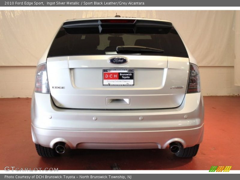 Ingot Silver Metallic / Sport Black Leather/Grey Alcantara 2010 Ford Edge Sport