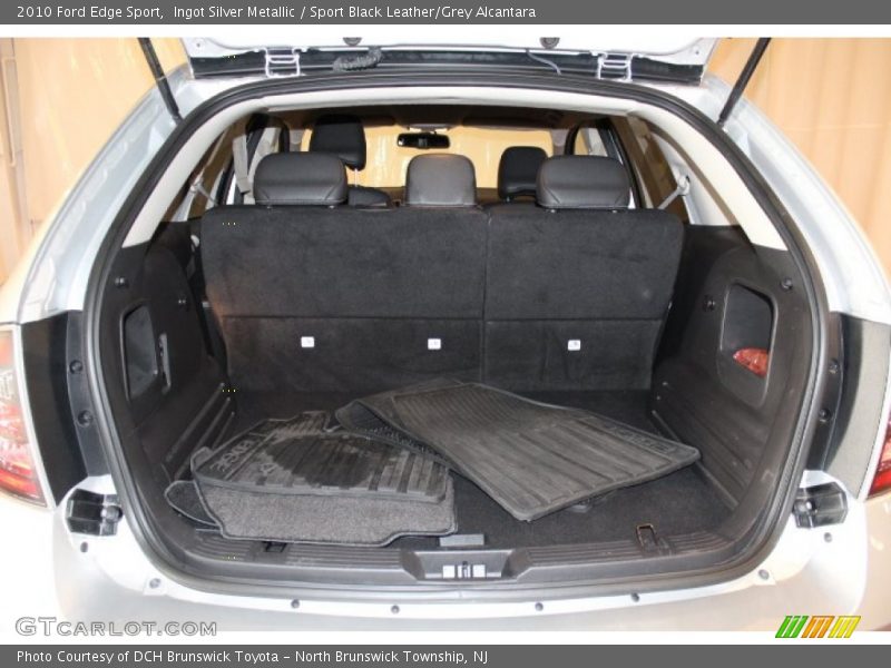 Ingot Silver Metallic / Sport Black Leather/Grey Alcantara 2010 Ford Edge Sport