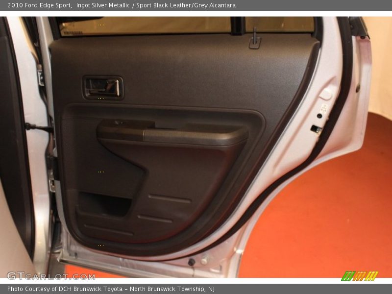 Ingot Silver Metallic / Sport Black Leather/Grey Alcantara 2010 Ford Edge Sport