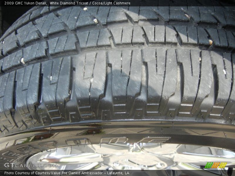 White Diamond Tricoat / Cocoa/Light Cashmere 2009 GMC Yukon Denali
