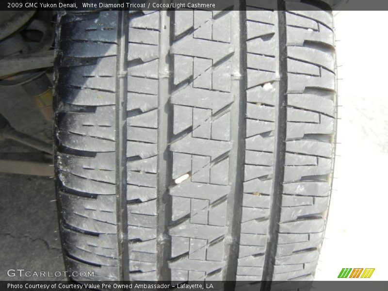 White Diamond Tricoat / Cocoa/Light Cashmere 2009 GMC Yukon Denali
