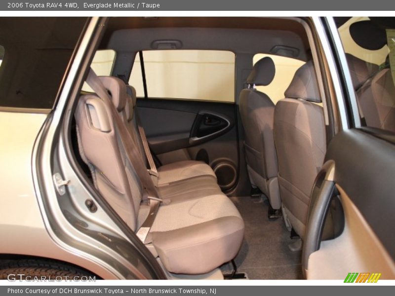 Everglade Metallic / Taupe 2006 Toyota RAV4 4WD