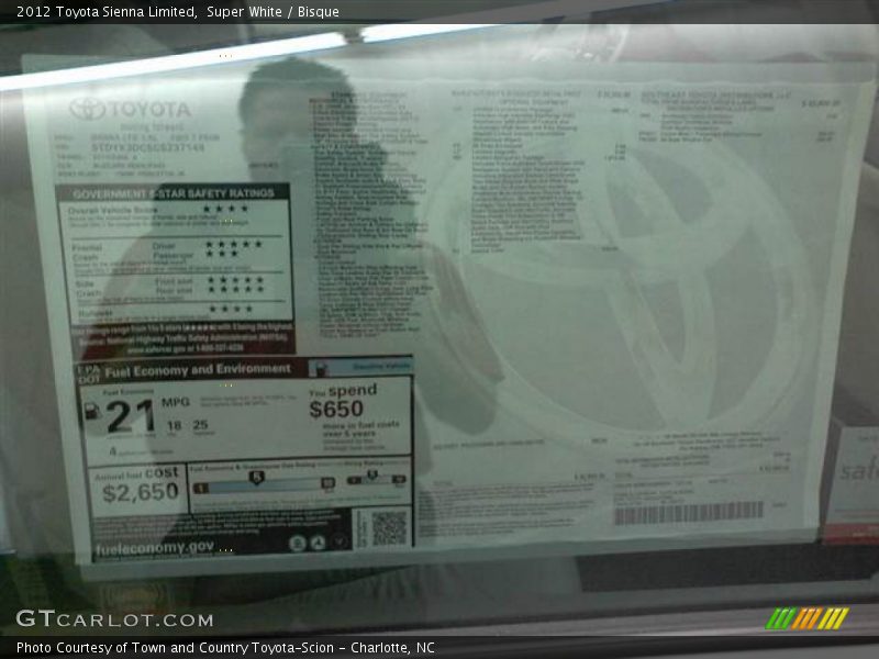 Super White / Bisque 2012 Toyota Sienna Limited