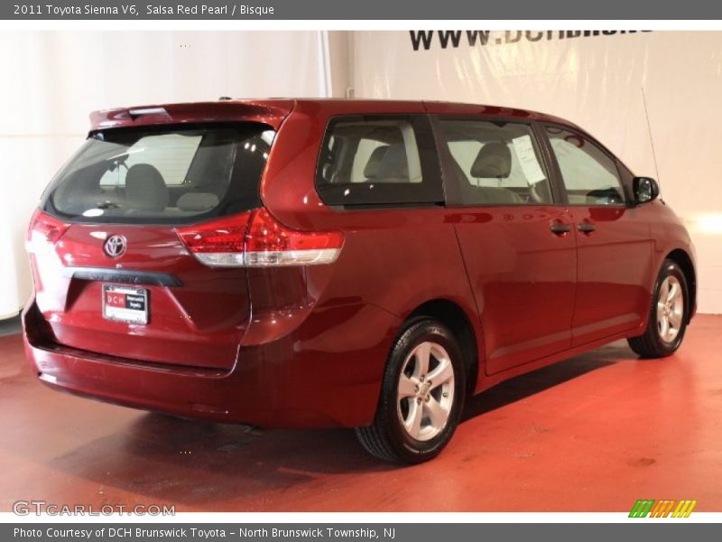 Salsa Red Pearl / Bisque 2011 Toyota Sienna V6