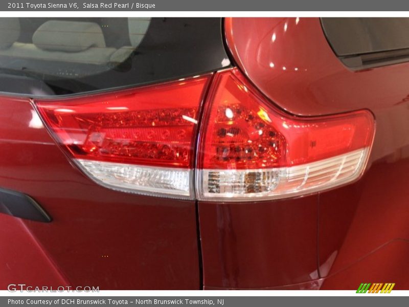 Salsa Red Pearl / Bisque 2011 Toyota Sienna V6