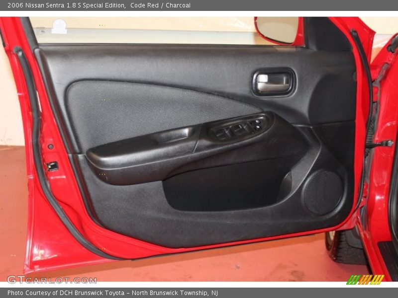 Code Red / Charcoal 2006 Nissan Sentra 1.8 S Special Edition