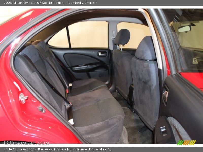 Code Red / Charcoal 2006 Nissan Sentra 1.8 S Special Edition