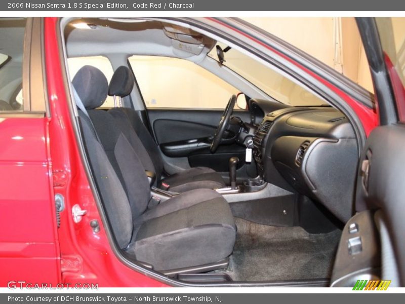 Code Red / Charcoal 2006 Nissan Sentra 1.8 S Special Edition