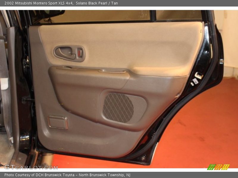 Solano Black Pearl / Tan 2002 Mitsubishi Montero Sport XLS 4x4