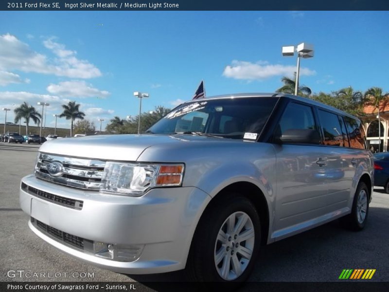 Ingot Silver Metallic / Medium Light Stone 2011 Ford Flex SE