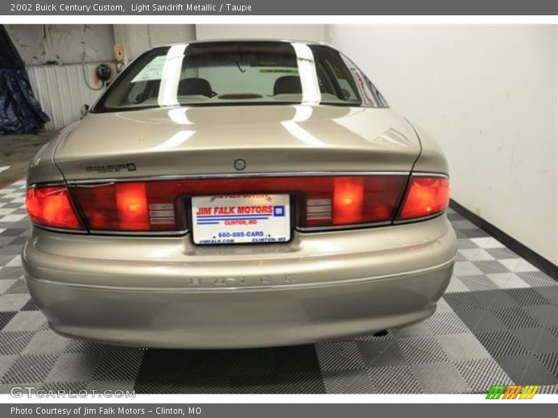 Light Sandrift Metallic / Taupe 2002 Buick Century Custom