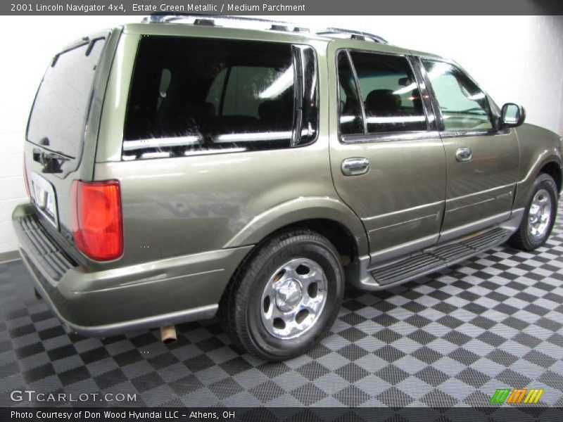 Estate Green Metallic / Medium Parchment 2001 Lincoln Navigator 4x4