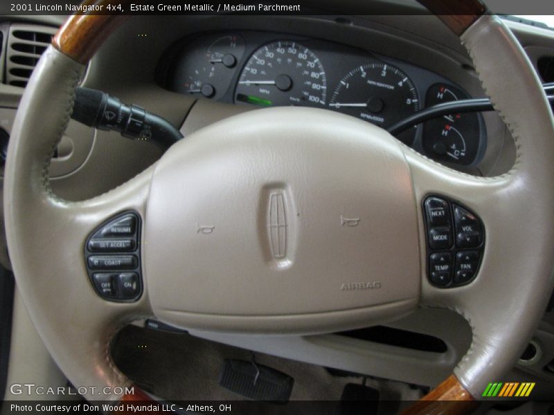 Estate Green Metallic / Medium Parchment 2001 Lincoln Navigator 4x4